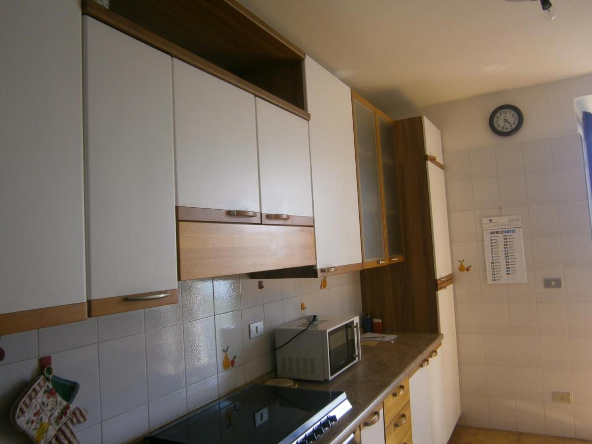 Casa In Riva Al Lago Varenna Luaran gambar