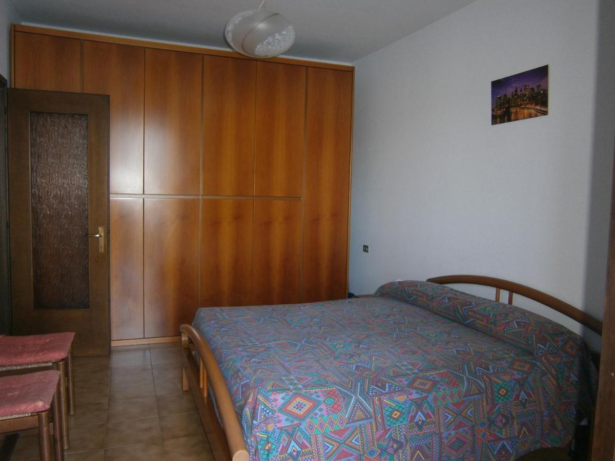 Casa In Riva Al Lago Varenna Luaran gambar